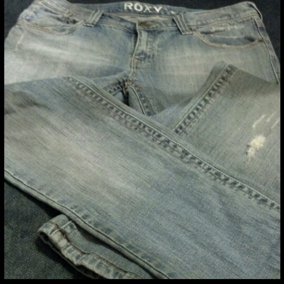 Roxy Denim - Roxy distressed jeans( final reduced)
