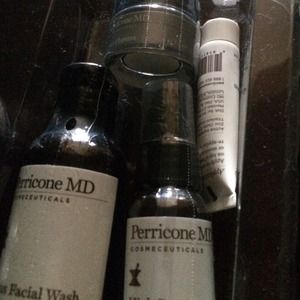 Perricone MD bundle set