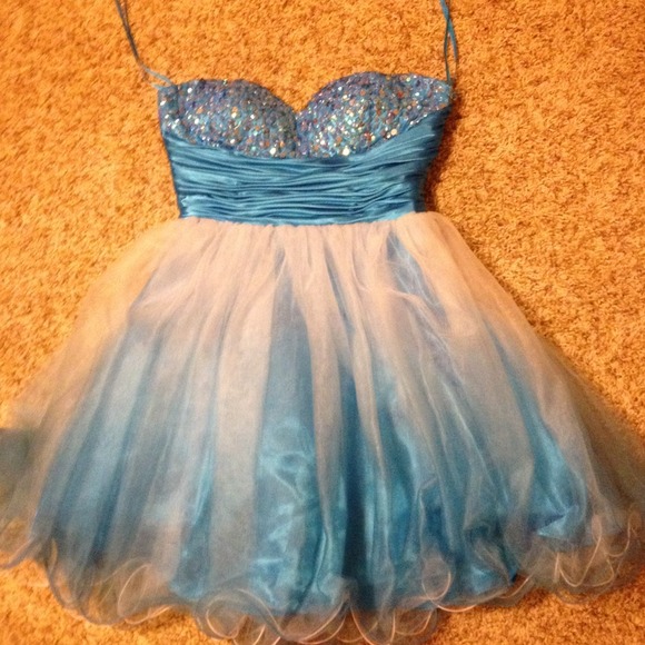 Jump apparel - Picture 1 of 3