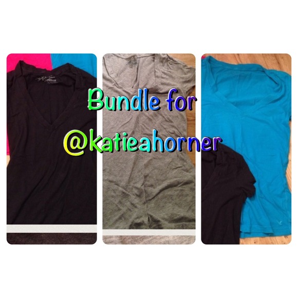 American Eagle grey, black, and blue v neck bundle