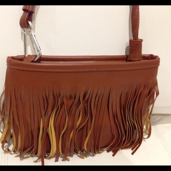 🎉2xHP🎉 Brown Fringe Tassel Crossbody - Picture 3 of 3