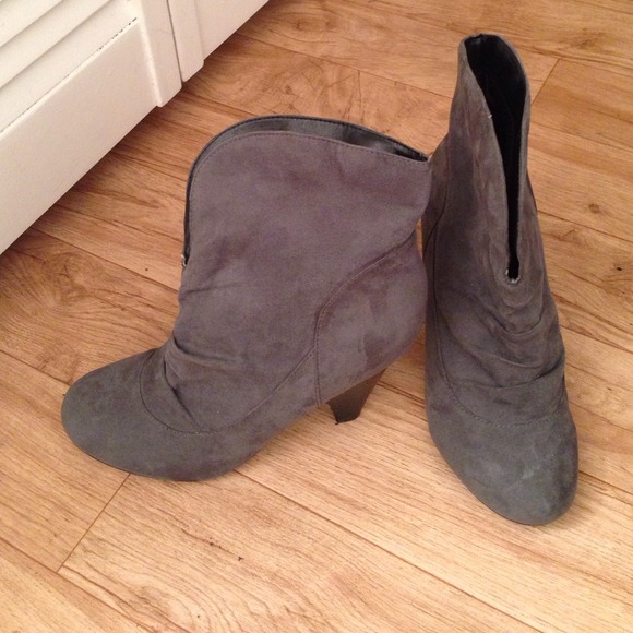 G By Guess dark grey booties size 8
