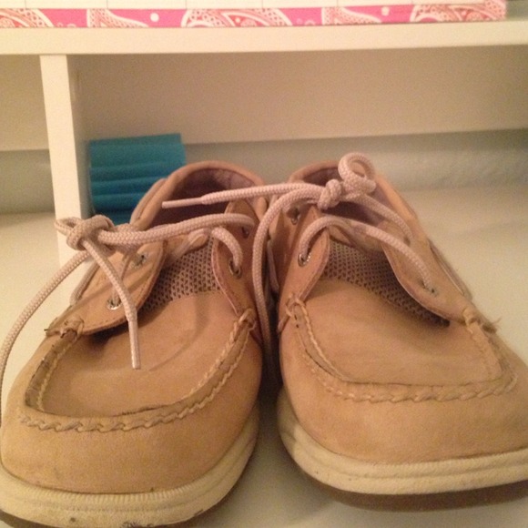 Traditional sperry's - Picture 3 of 3