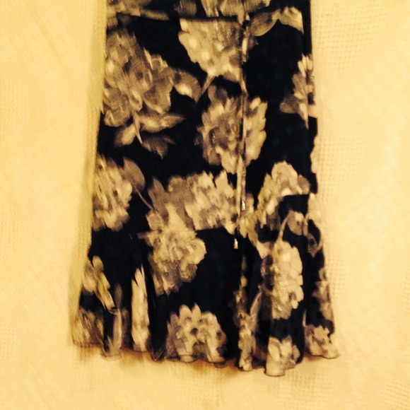 Flowered skirt - Picture 1 of 1