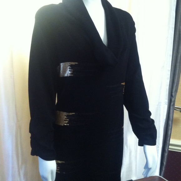 Sweater top - Picture 1 of 2