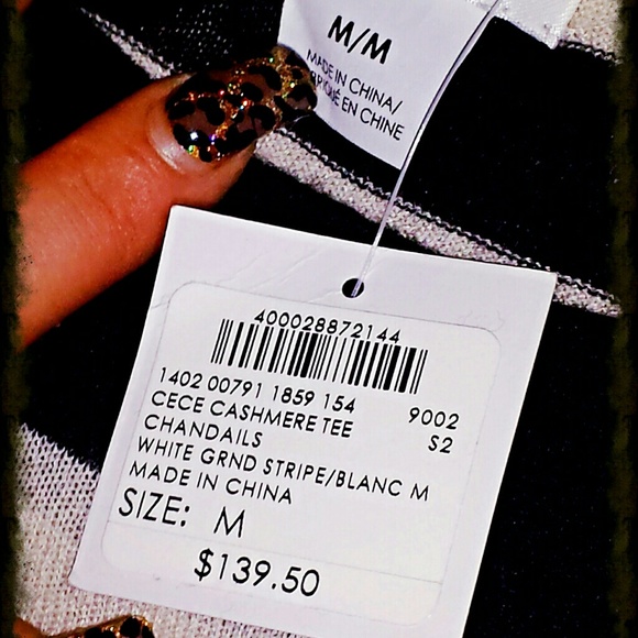 Club Monaco cashmere sweaters tags still on. - Picture 3 of 4