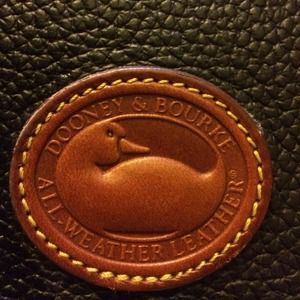 Dooney & Bourkey VINTAGE all weather leather