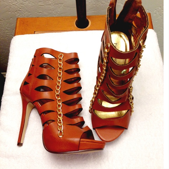 Caged Booties - Picture 2 of 4