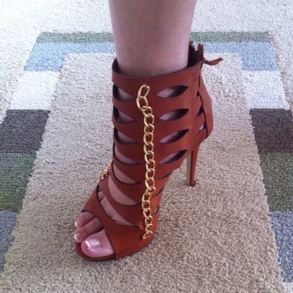 Caged Booties - Picture 3 of 4