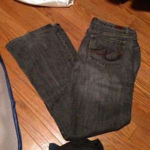 Distressed Boyfriend Jeans