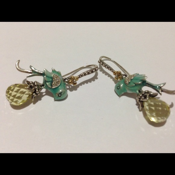 Fashion Earrings - Picture 2 of 2