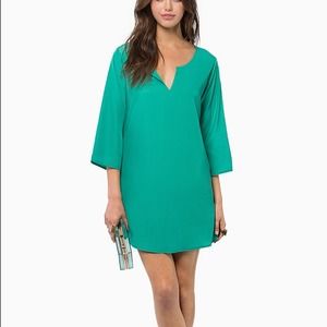 New! Tobi V Shift Dress sz Small