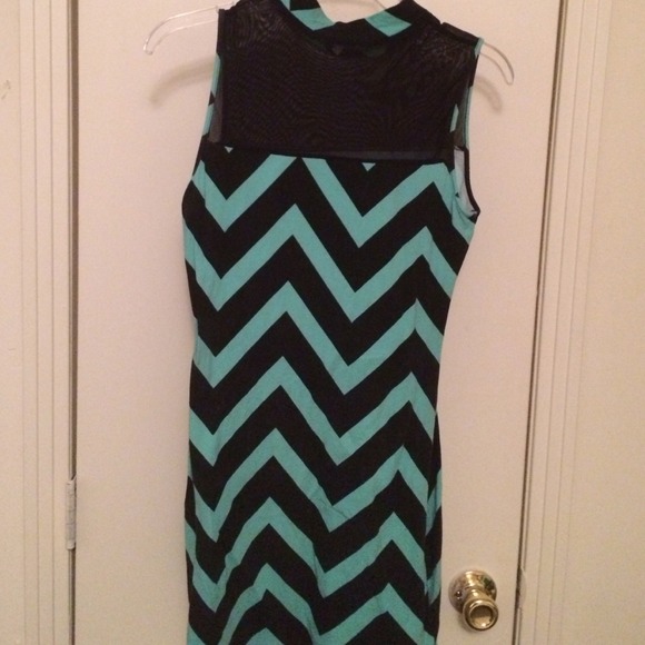 Chevron dress - Picture 2 of 3