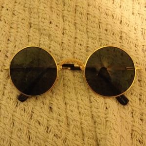 ***BUNDLED***Gold Frame Round Sunglasses