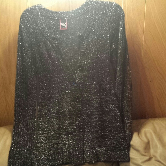 Black and Silver Glitzy Bust Fit Button Up