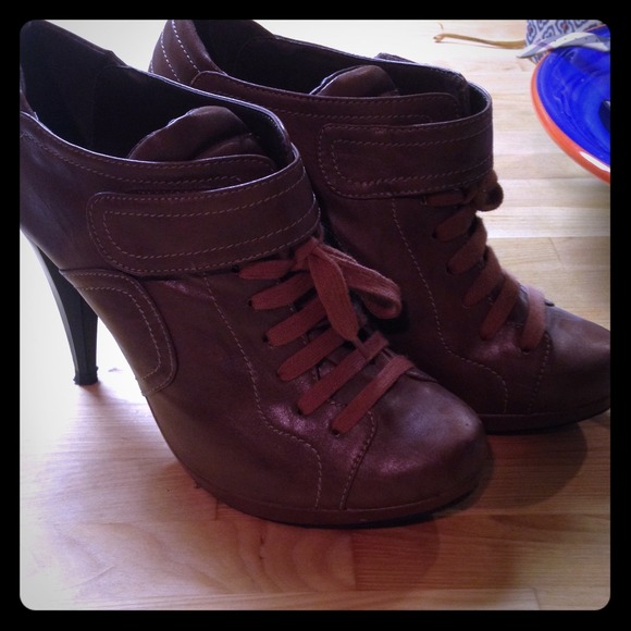 Super cute forever 21 shoes!