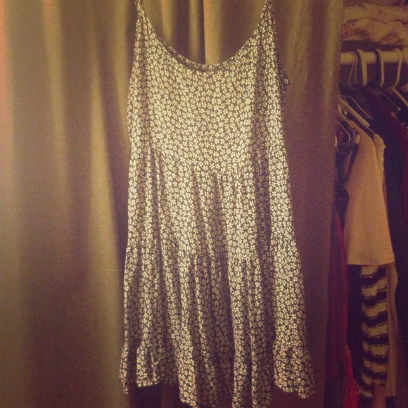 🌻TRADING🌻Brandy melville jada dress