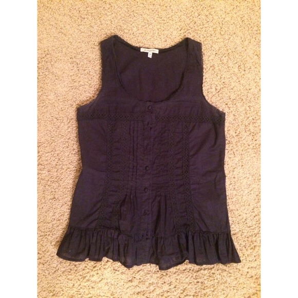 Blue lace detail tank