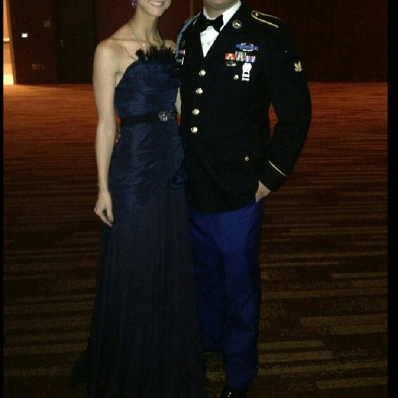 Bcbg formal gown