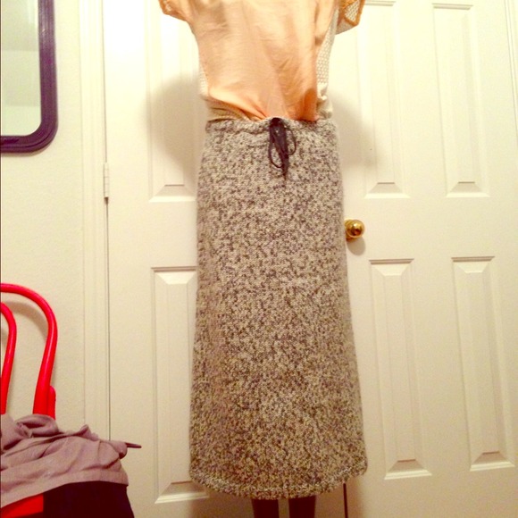 Wool long skirt