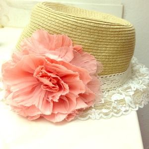 Pink flower+straw hat!