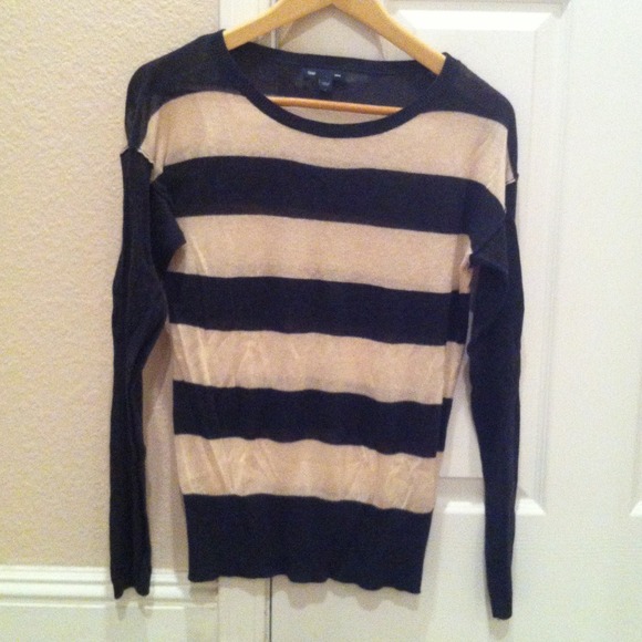 🚫SOLD🚫GAP 100% cotton knit sweater