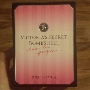 VS Bombshell perfume