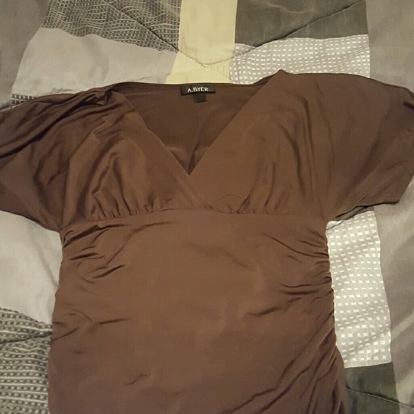 Cute top - Picture 2 of 2