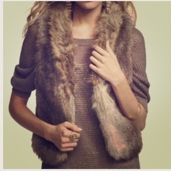 ❌Sold❌ Faux Fur Vest from Express