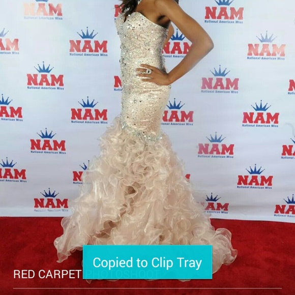 Prom dress - Picture 2 of 3