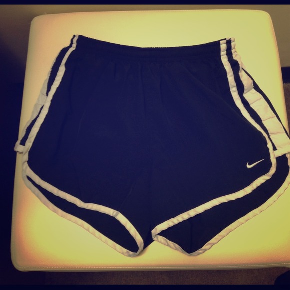 Nike Dry Fit Shorts Sz Small