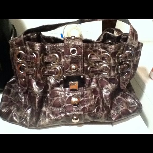 Boutique large amethyst color purse