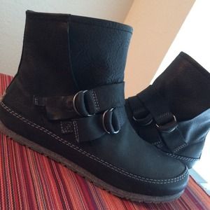 Sorel Boots - Sorel Yaquina black leather ankle boot Sorel Boots - Sorel Yaquina black leather ankle boot