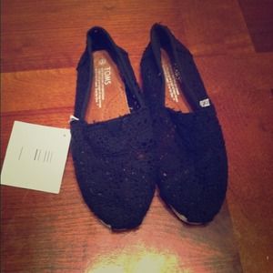 NWT Black Crochet Toms