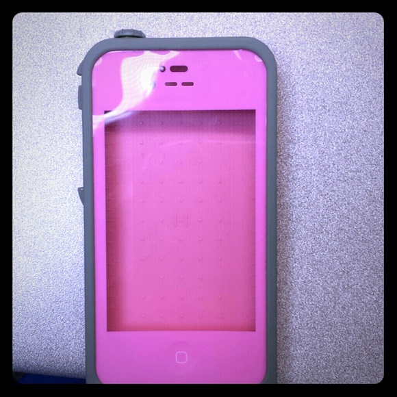 TRADED Waterproof/dust/shock proof iPhone 4S case