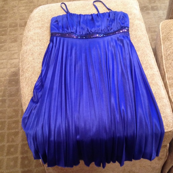 Blue dress