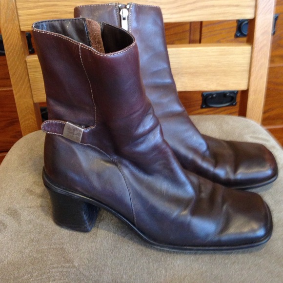 Anne Klein boots