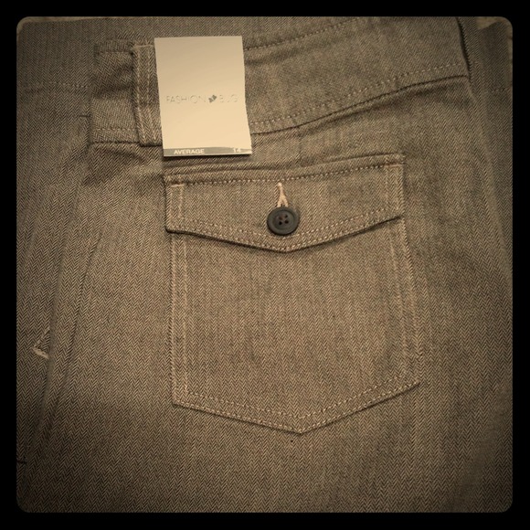 Women's brown tweed slacks. Size 14. NWT.