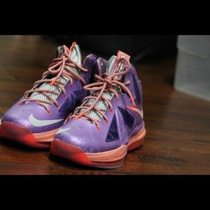 AREA 72s