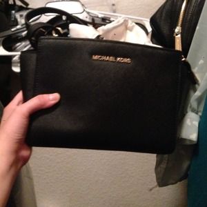 Michael Kors Accessories - Michael Kors Dustbag Michael Kors Accessories - Michael Kors Dustbag