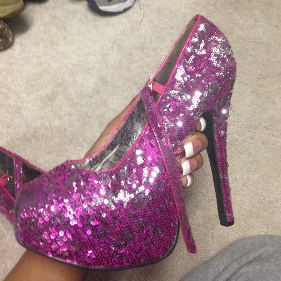Pink diva heels - Picture 2 of 2