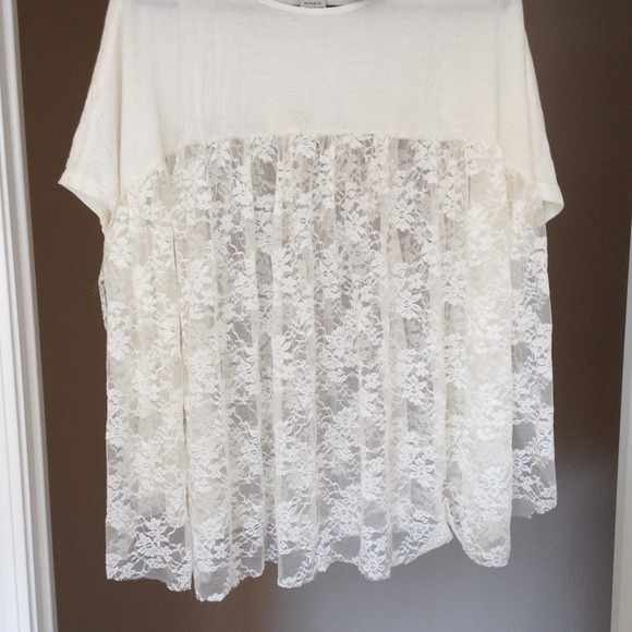 💜sold in bundle💜Kersh Lacey top - Picture 2 of 3