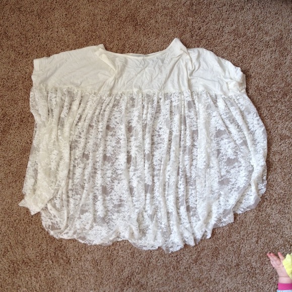 💜sold in bundle💜Kersh Lacey top - Picture 3 of 3