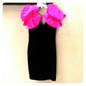 Morgan Taylor Short Black Velvet Evening Dress