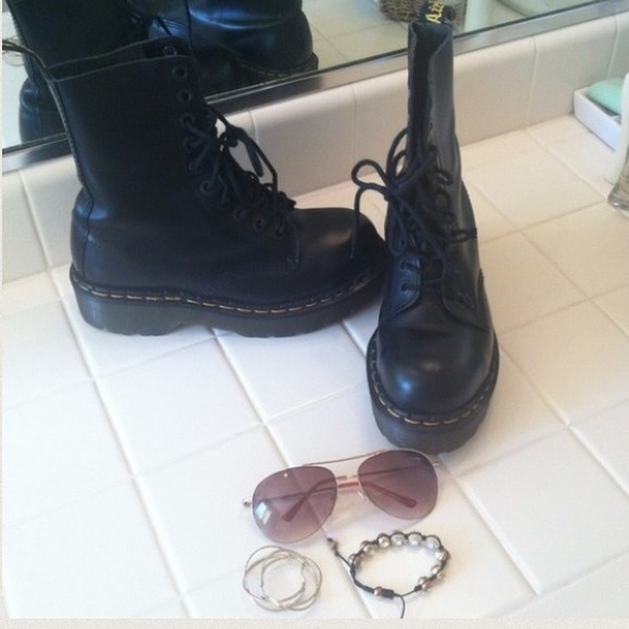 Dr Martens Authentic