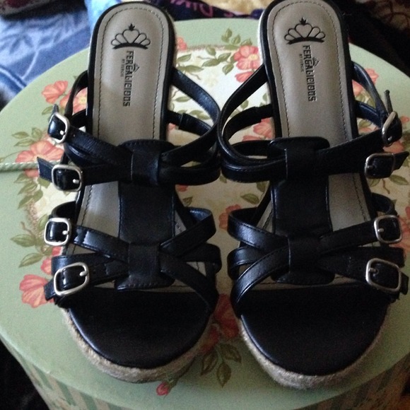 Shoes - Picture 1 of 2