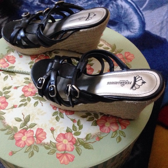 Shoes - Picture 2 of 2