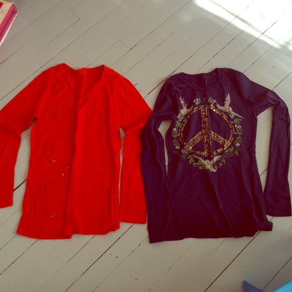 2 stretchy long sleeve shirts really cute