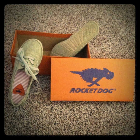 Rocket Dog ~Brand New in Box