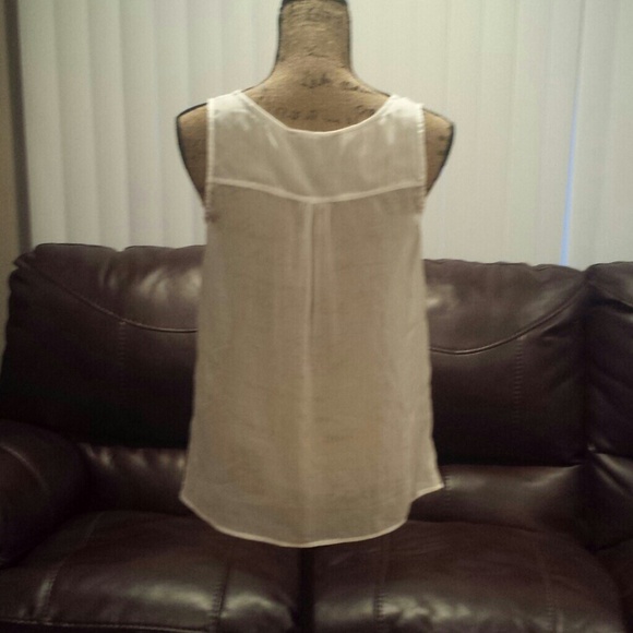 Old Navy Sheer white top - Picture 3 of 4